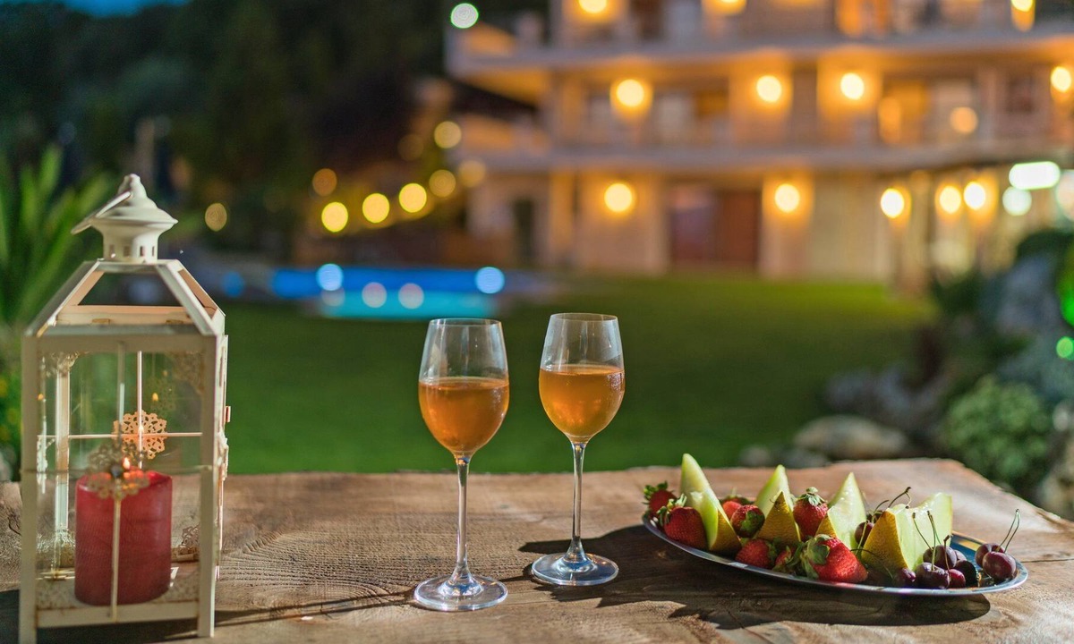 Kaloniktis House | Villa Zeus Apts -Unique Surrounding