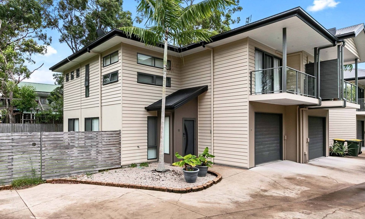 Scarness House | Welcome to Stars on Torquay
