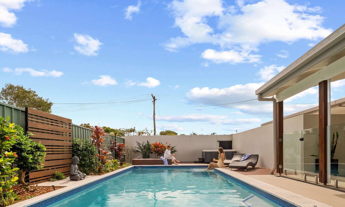 Wurtulla House | Wurtulla Seabreeze Sanctuary - Natural Pool & PF