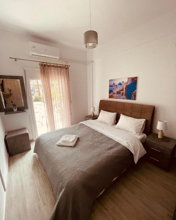 Fanari Apartment | Zoi Studios