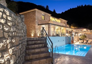 1-bed apartment in resort with Swimming Pool and Sea View. Breakfast included.