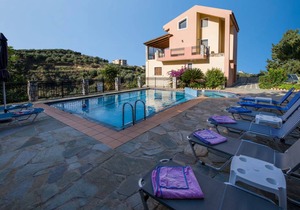 140 m² Villa ∙ 4 bedrooms ∙ 8 guests