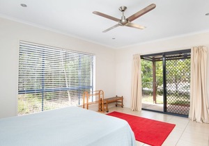 18 Naiad Court - Rainbow Shores