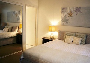 2BR BEAUTIFUL River Retreat ★Pool★Wine★Gym★Netflix