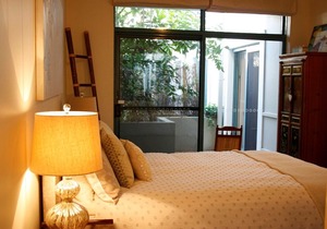 2BR BEAUTIFUL River Retreat ★Pool★Wine★Gym★Netflix