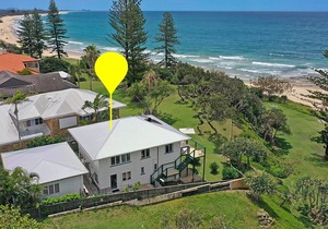 35 Wilson Avenue Dicky Beach QLD