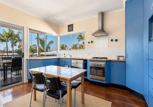 49 Henzell Street Dicky Beach
