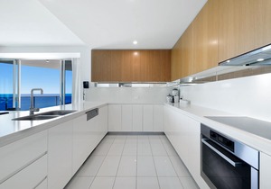 5-Star Panoramic Oceanview Sub-Penthouse
