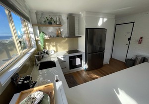 Across the road from the beach and 3 minutes walk to vibrant Peregian Village