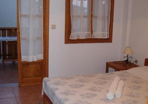 Agios Nikitas House