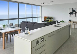Air On Broadbeach - Stunning Ocean Views!