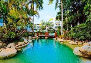 Alamanda Palm Cove by Lancemore