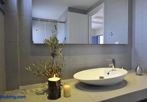 Alexandros Studios Paros