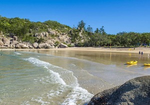 Alma Bay Holiday Unit 4