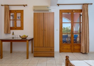 Anemomylos Studios - Ground Floor One Bedroom Apartment