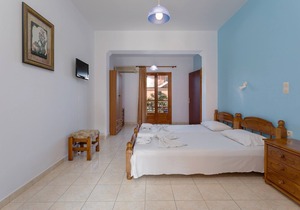 Anemomylos Studios - Ground Floor Two-Space Apartment