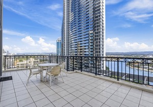 Apartment 1135 is a spacious 3 bedroom-2 bathroom holiday apartment that is idea