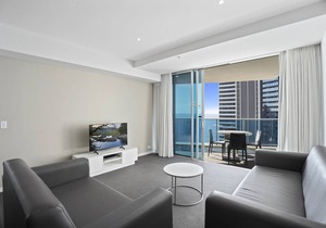 Apartment 23003 offers the convenience of a self-contained apartment, but with 5