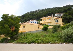Apartment in Theologos