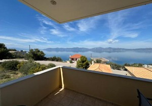 Apartment in Theologos