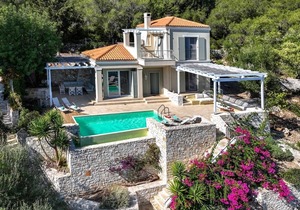 Apeiron II Villa - Two Bedroom Villa, Sleeps 4