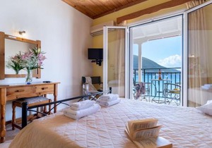 Apostolos Apartment 4