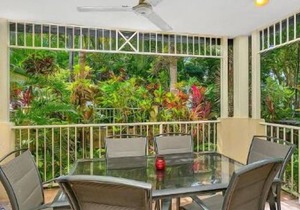 Arlington 3 Bedroom Beachfront Clifton Beach