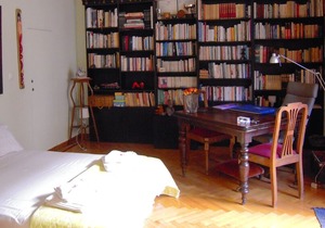 Athens flat in Syntagma square, 250m from METRO Station