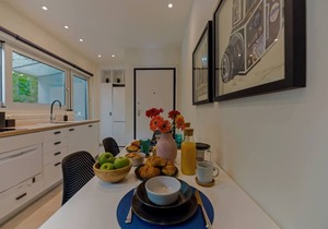 Azur - Cozy Downtown Athens 1-Bdr Apartment
