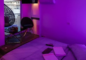 B.2 LUXURY SUITE ACROPOLIS VIEW PRIVATE JACUZZI ON BALCONY NETFLIX