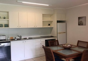 Baden 84 - Rainbow Shores. Walk To Beach - Resort Unit - Pools - Tennis Court