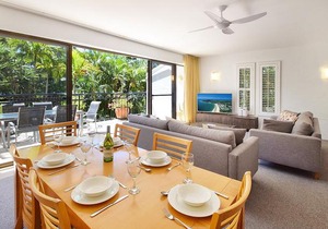 Bayona Apartments