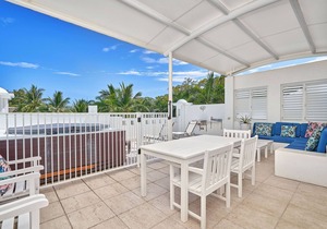 Beach Club 1 Bedroom Penthouse Apartment