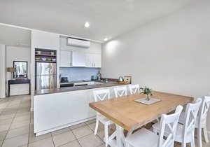 Beach Club 2 Bedroom Oceanview Apartment Palm Cove