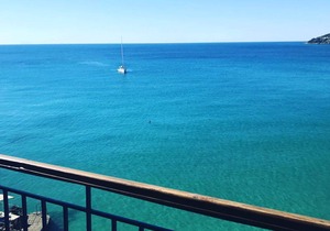 Beachfront Family Haven - Argo Seaside Stays