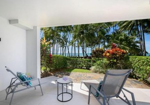 Belle Escapes Oceanview Suite 21 Alamanda Palm Cove