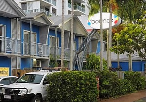 Bounce Cairns