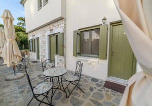 Casa Dobrescu Katigiorgis 8 rooms