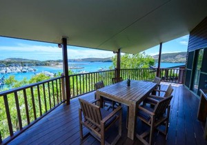 Casuarina Cove Apartments