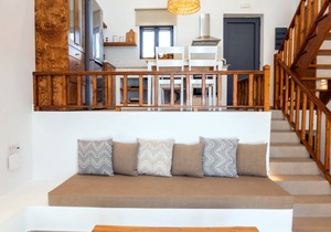 Cato Agro 4, Seafront Villa with Private Pool
