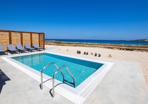 Cato Agro 5, Seafront Villa with Private Pool