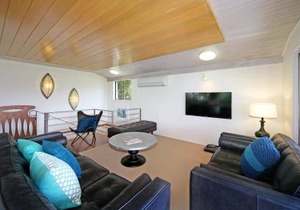 Coastal Pet Retreat with a View