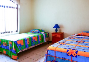 CONDO CASA INN # 4, near the main UNIVERSITIES COSTA RICA.