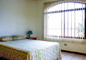 CONDO CASA INN # 5 EXCELLENT LOCATION, WIDE APARTMENT, FAMILIES, EXTENDED STAY