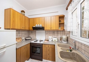 Dolphin House - Three Bedroom Villa, Sleeps 7