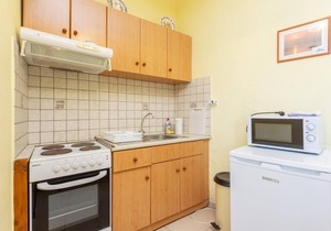 Dolphin Studio - One Bedroom Apartment, Sleeps 2