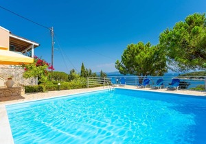 Dolphin Villa 3 - Two Bedroom Villa, Sleeps 5