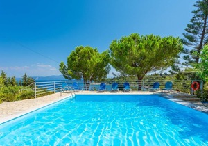 Dolphin Villa 3 - Two Bedroom Villa, Sleeps 5