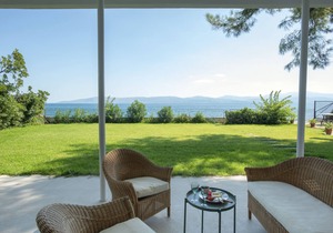 Eretria villa on the beach