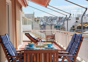 Fabulous 3BD Apt close to Kalimarmaro